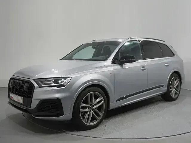 Usado Audi Q7 S-Line 286 CV (210 kW) 2022 Gris / plata SUV
