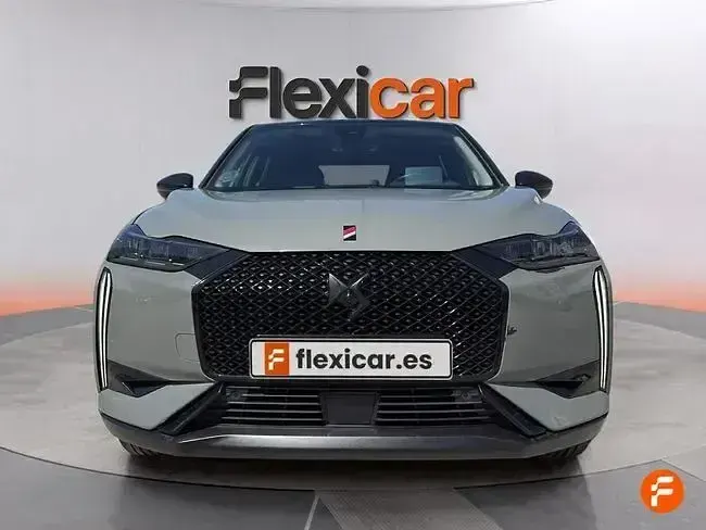 Usado DS Automobiles DS3 Crossback Performance 130 CV (95 kW) 2023 Gris SUV