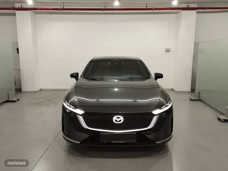 Nuevo Mazda 6e Takumi-Line 180 kW (245 CV) 2026 Gris Berlina