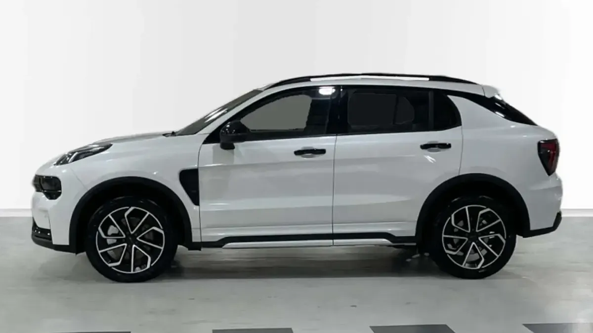 Usado Lynk & Co 01 279 CV (205 kW) 2026 Blanco SUV