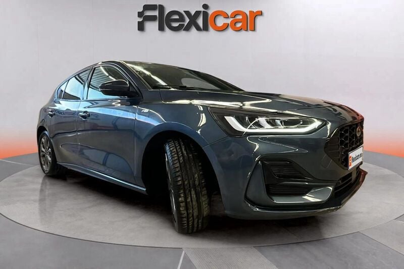 Azul Usado 2023 Ford Focus ST-Line Berlina | 15.990 € (Super precio) - Imagen 1/4