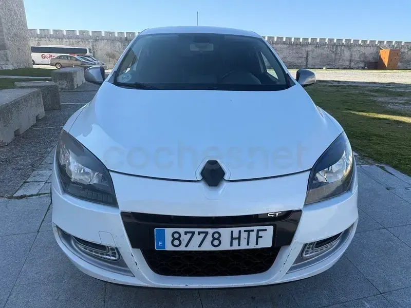 Usado Renault Mégane III Bose Edition 110 CV (80 kW) 2013 Blanco Berlina