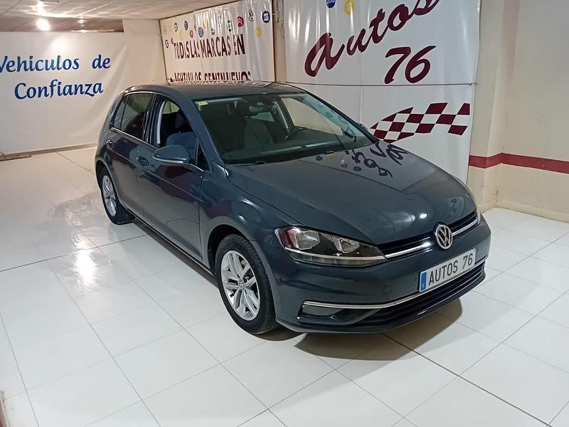 Usado VW Golf VII Advance 150 CV (110 kW) 2020 Azul