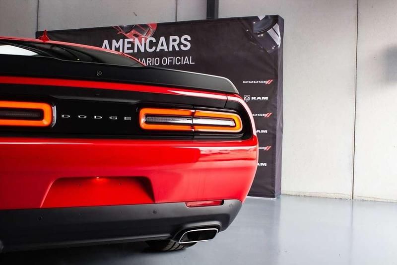 Nuevo Dodge Challenger 377 CV (277 kW) 2025 Rojo Coupe