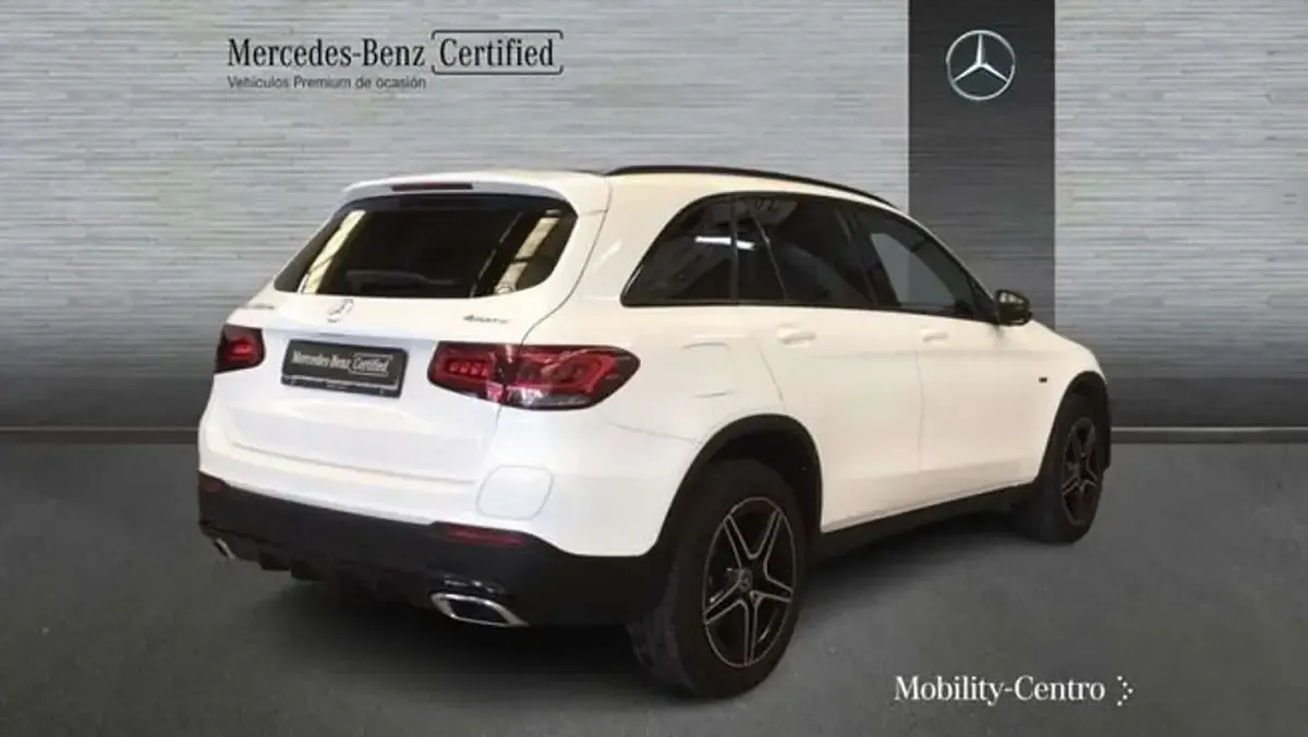 Usado Mercedes GLC300 306 CV (225 kW) 2021 Blanco SUV