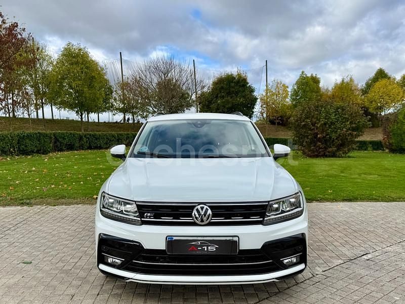 Usado VW Tiguan R-line 150 HP (110 kW) 2020 Branco SUV