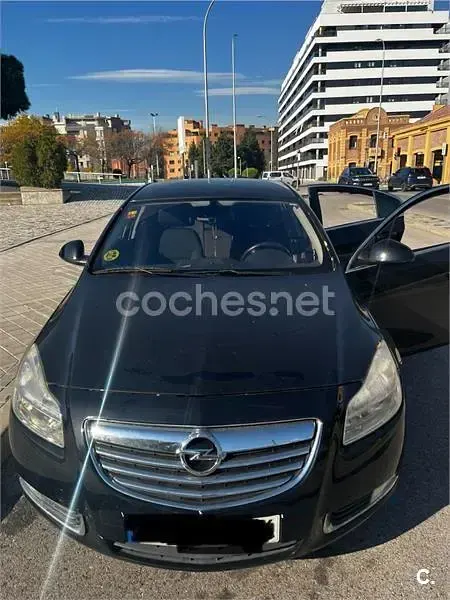 Usado Opel Insignia Edition 130 CV (95 kW) 2009 Negro Berlina
