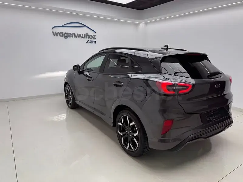 Usado Ford Puma ST-Line X 155 CV (114 kW) 2023 Gris / plata SUV
