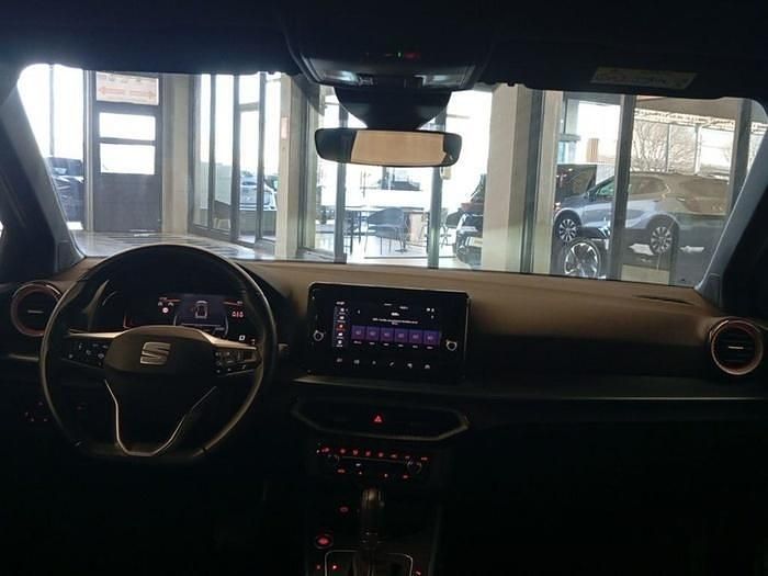 Usado Seat Arona Xperience 115 CV (84 kW) 2025 Gris SUV