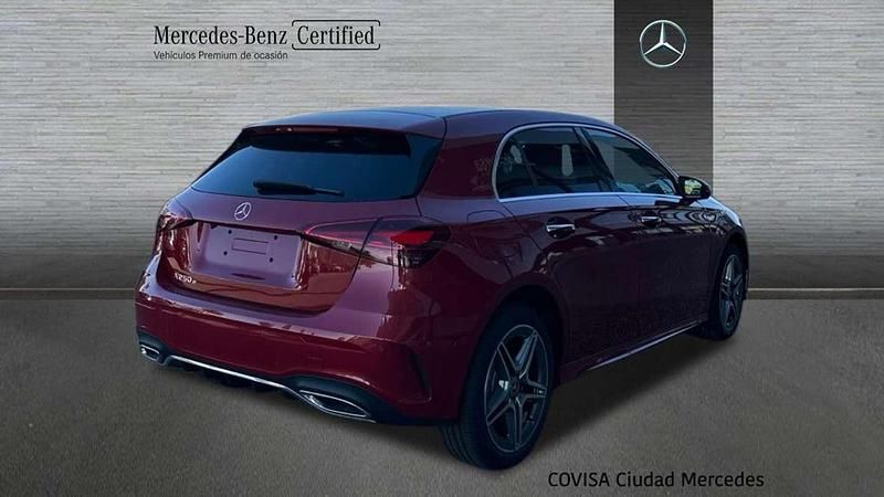 Usado Mercedes A250 218 CV (160 kW) 2024 Rojo Berlina