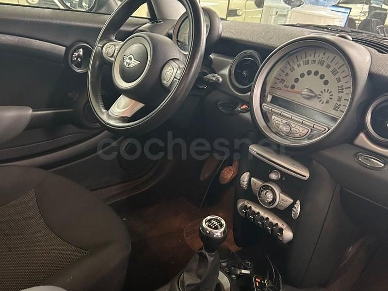 Usado Mini ONE 98 CV (72 kW) 2011 Beige Utilitario