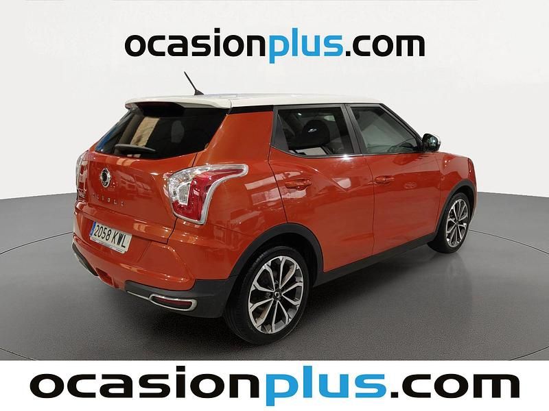Usado SsangYong Tivoli Limited 116 CV (85 kW) 2019 Rojo SUV