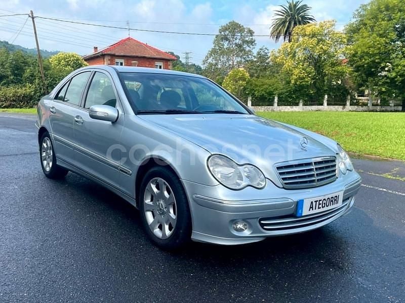 Gris / plata Usado 2005 Mercedes C280 Elegance Berlina | 4499 € - Imagen 1/4