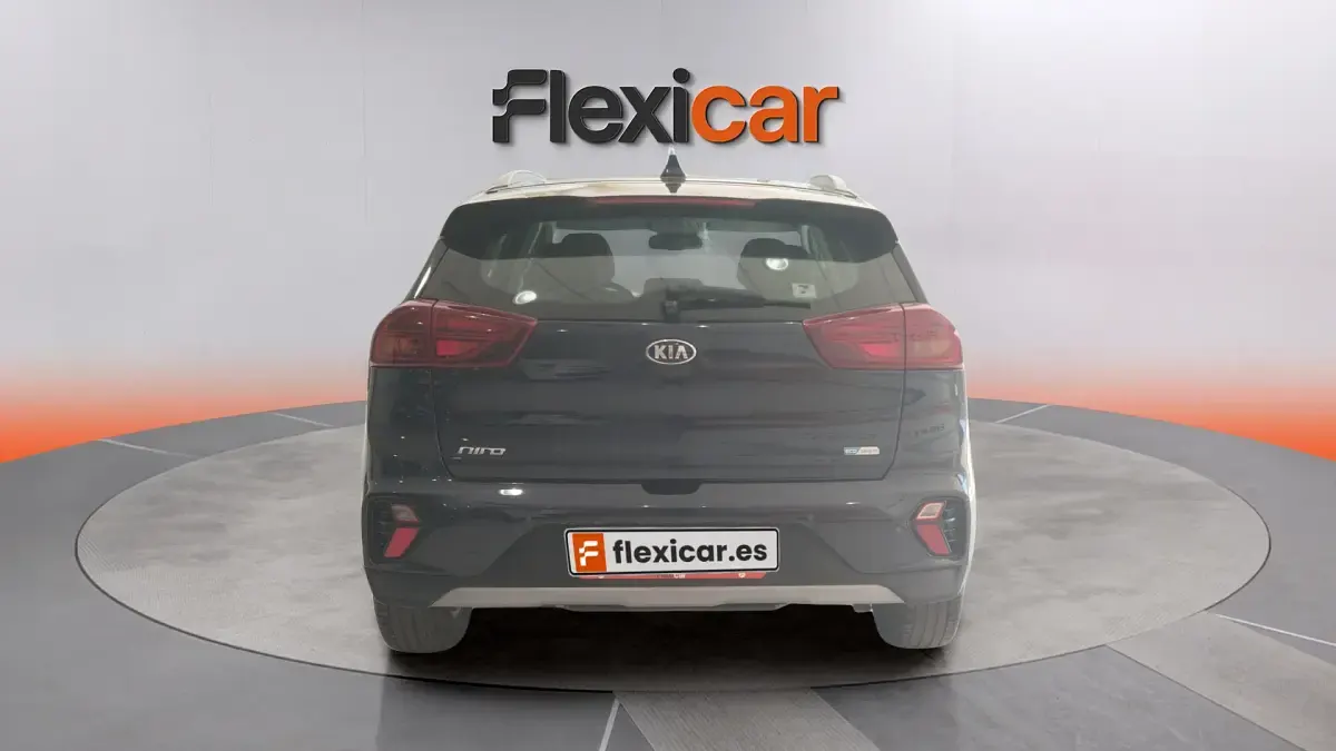Usado Kia Niro 141 CV (103 kW) 2021 Negro SUV