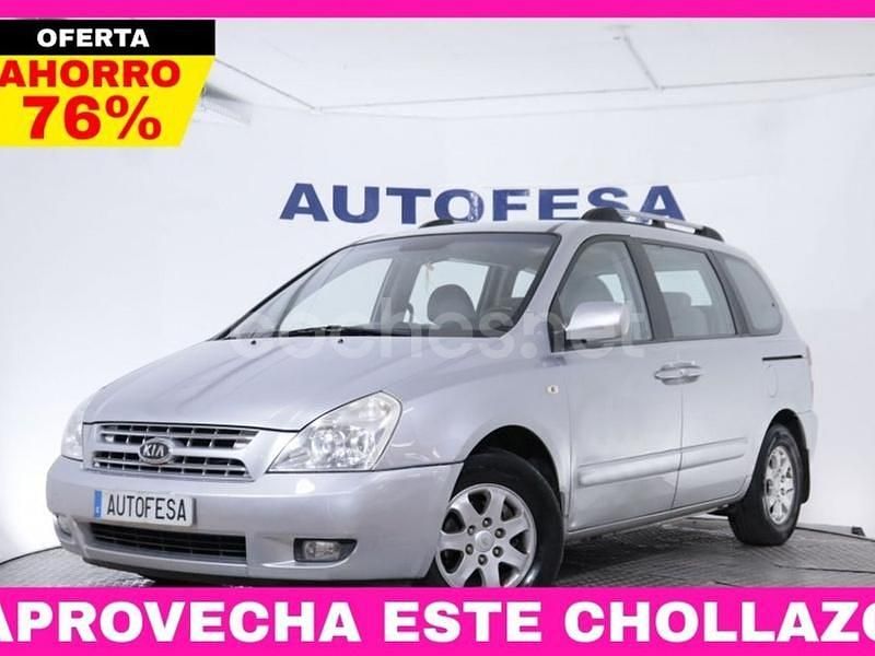 Gris / plata Usado 2011 Kia Carnival Monovolumen | 7650 € (Precio justo) - Imagen 1/4