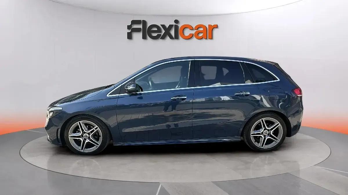 Usado Mercedes B200 150 CV (110 kW) 2022 Azul Utilitario