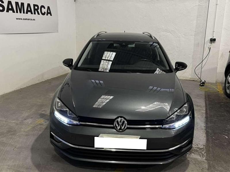 Usado VW Golf VII Edition 116 CV (85 kW) 2020 Gris Familiar