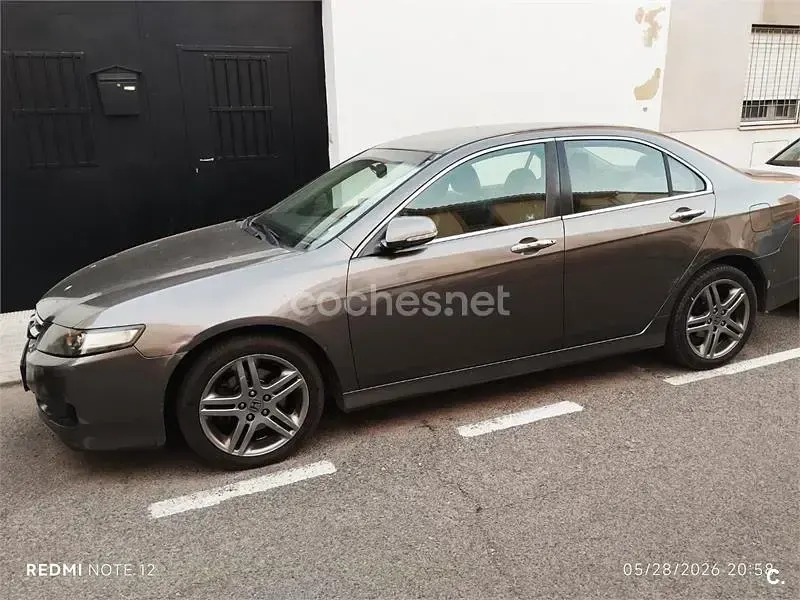 Usado Honda Accord Sport 140 CV (102 kW) 2007 Gris / plata Berlina
