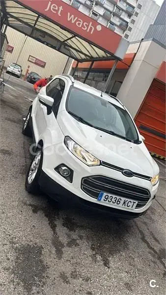 Usado Ford Ecosport Titanium 95 CV (69 kW) 2017 Blanco SUV