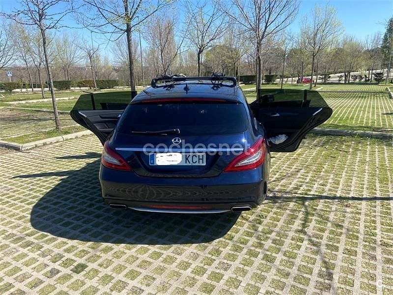 Usado Mercedes CLS500 408 CV (300 kW) 2016 Azul Familiar
