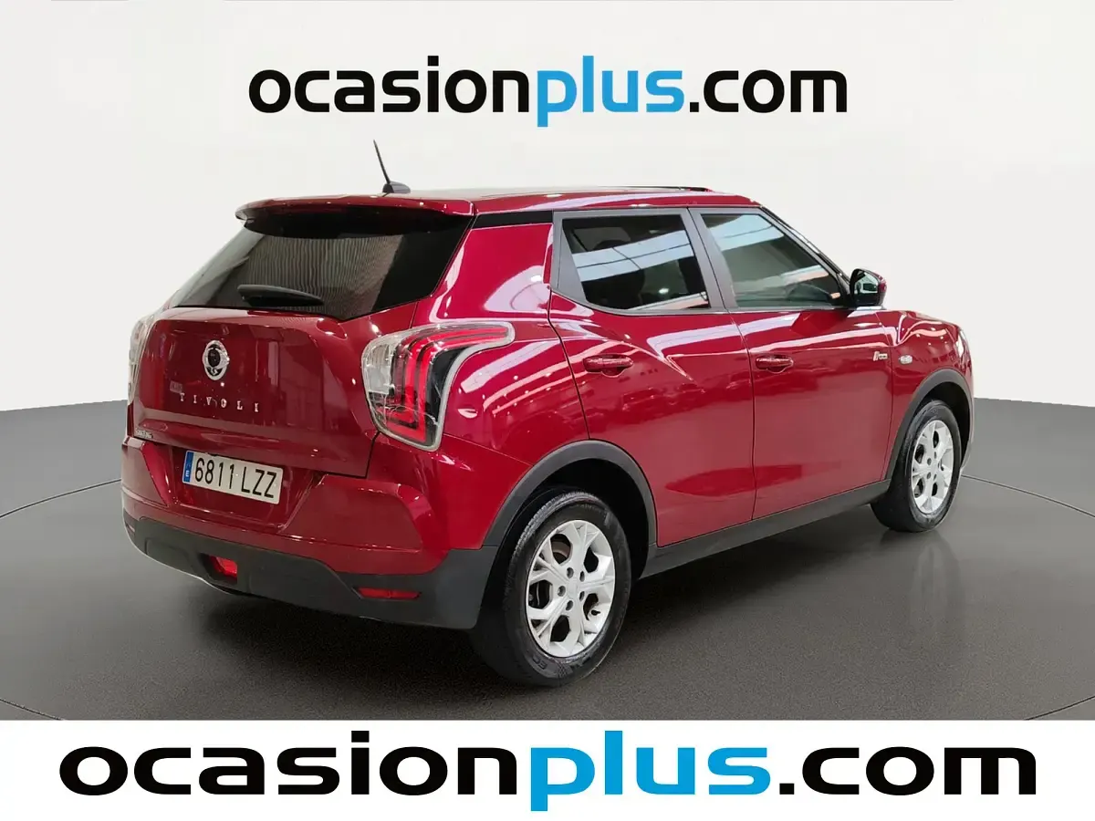 Usado SsangYong Tivoli 128 CV (94 kW) 2022 Rojo SUV