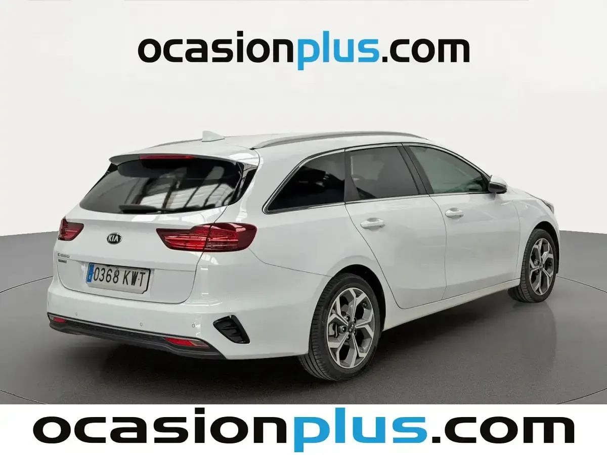 Usado Kia Ceed 115 CV (84 kW) 2019 Blanco Utilitario