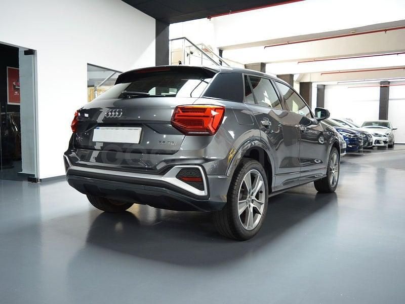 Usado Audi Q2 S-Line 150 CV (110 kW) 2022 Gris SUV