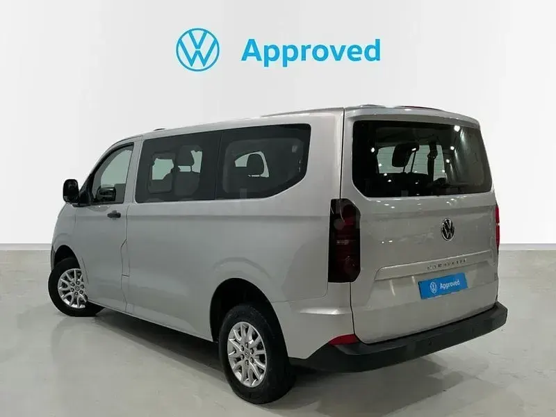 Usado VW Caravelle 150 CV (110 kW) 2025 Gris / plata Van