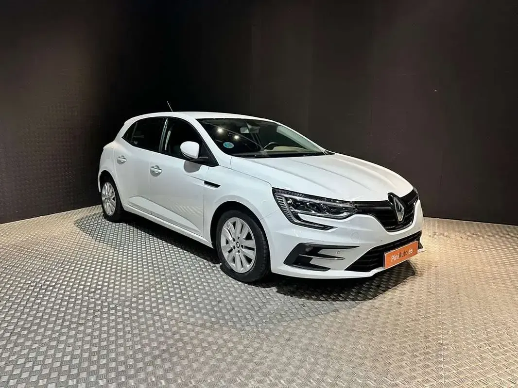 Usado Renault Mégane II Intens 116 CV (85 kW) 2022 Blanco Berlina