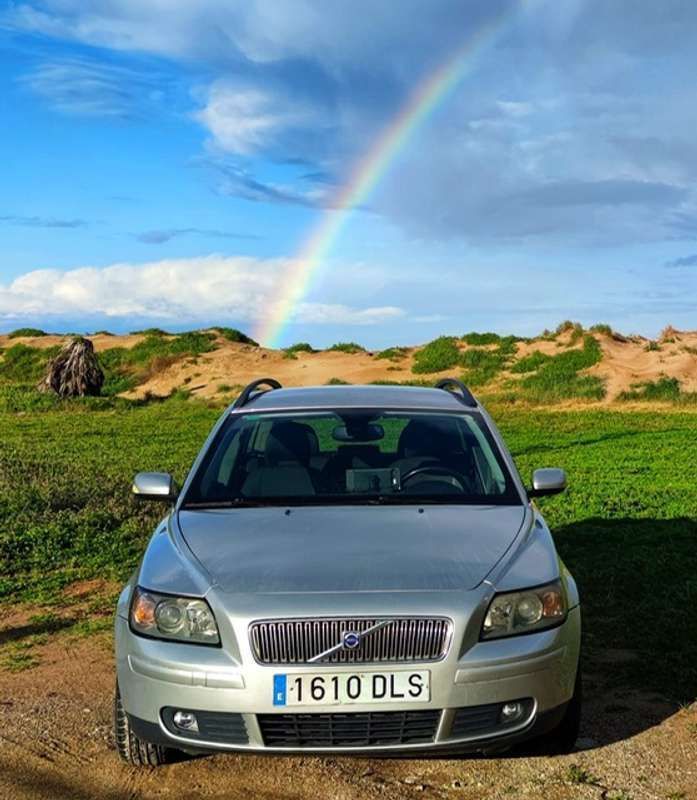 Gris Usado 2005 Volvo V50 Kinetic Familiar | 2950 € (Precio justo) - Imagen 1/4