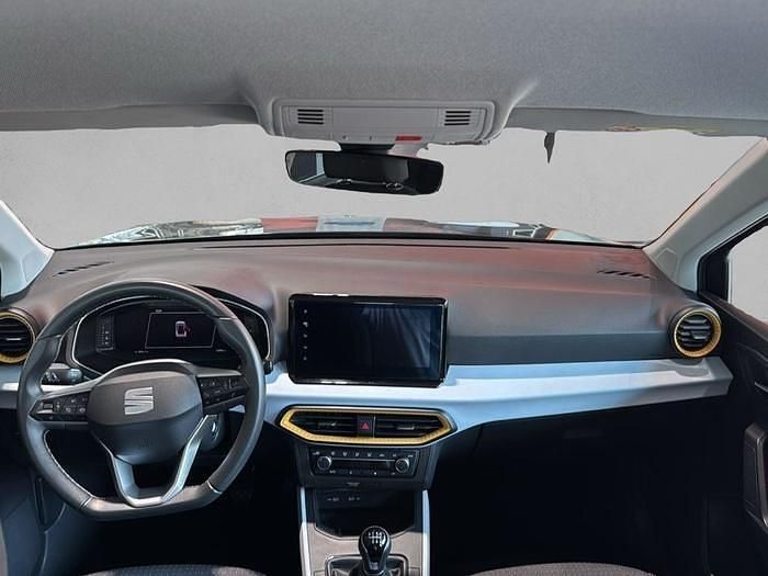 Usado Seat Arona Style 115 CV (84 kW) 2025 Gris SUV