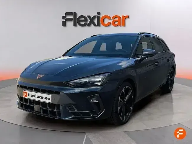 Usado Cupra Leon 150 CV (110 kW) 2025 Negro