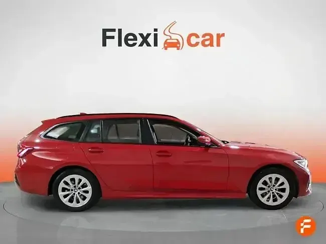 Usado BMW 318 150 CV (110 kW) 2022 Rojo Familiar