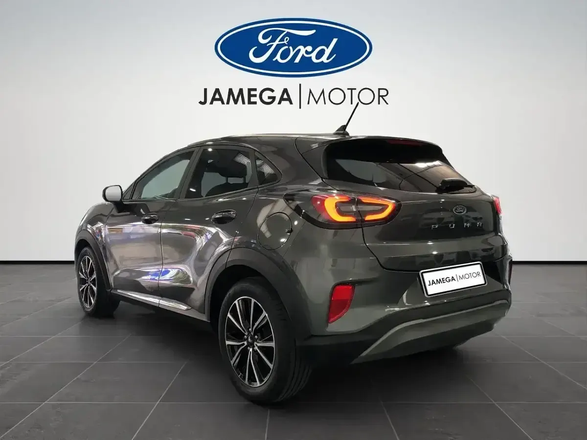 Usado Ford Puma Titanium 120 HP (88 kW) 2022 Cinzento SUV