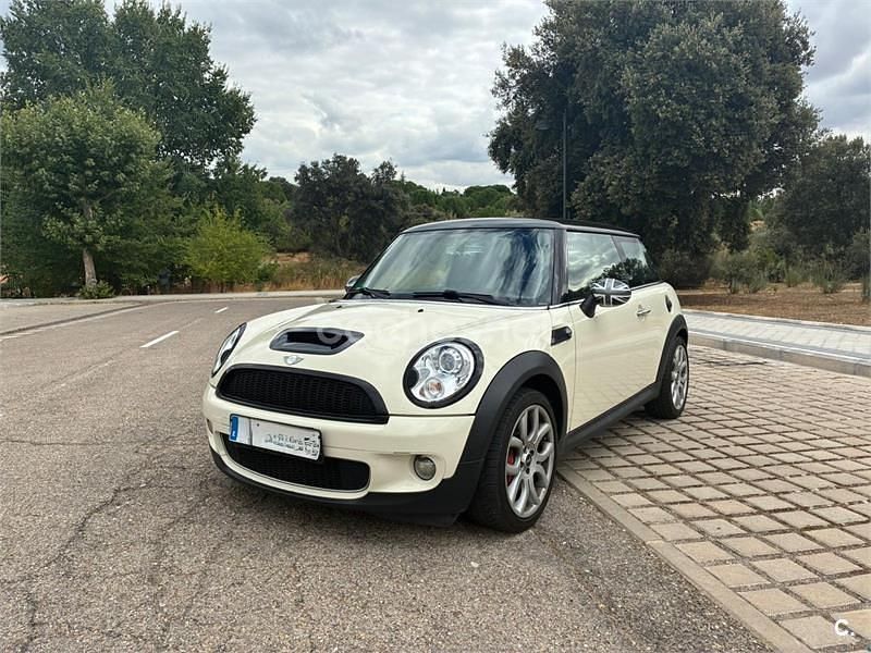 Usado Mini John Cooper Works 211 CV (155 kW) 2011 Beige Utilitario