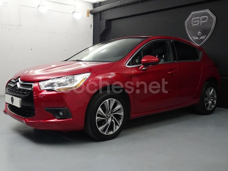 Usado Citroën DS4 Style 120 CV (88 kW) 2013 Granate Utilitario