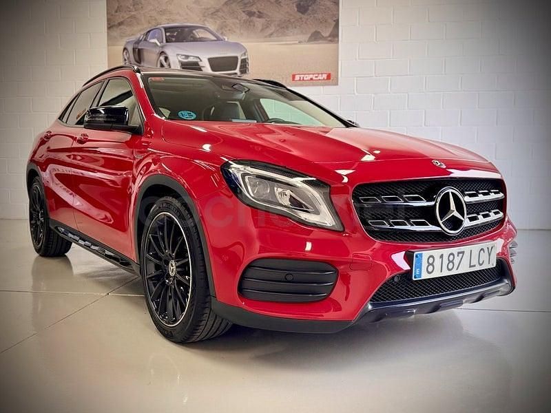 Usado Mercedes GLA200 156 CV (114 kW) 2019 Rojo SUV