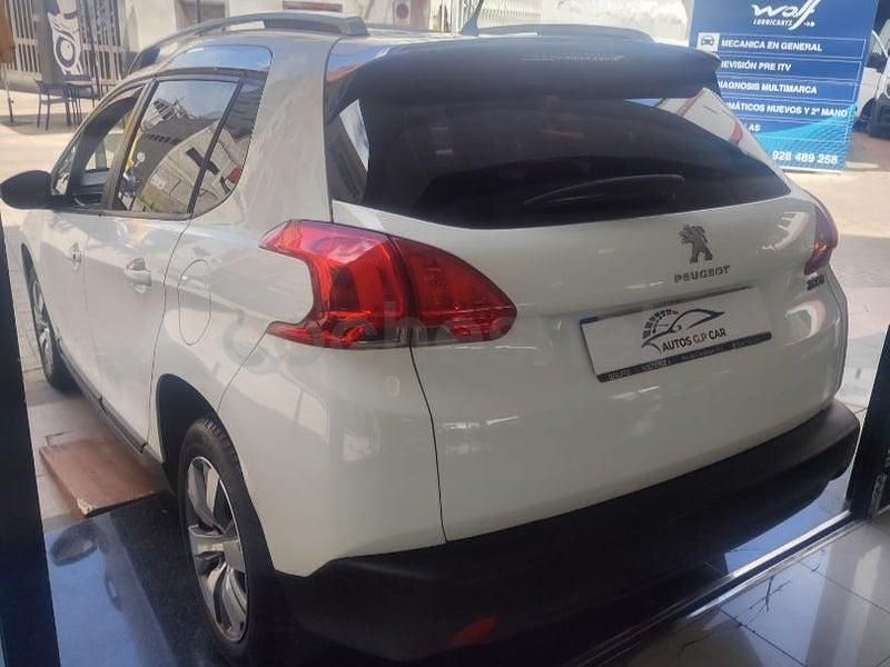 Usado Peugeot 2008 Access 82 CV (60 kW) 2015 Blanco SUV