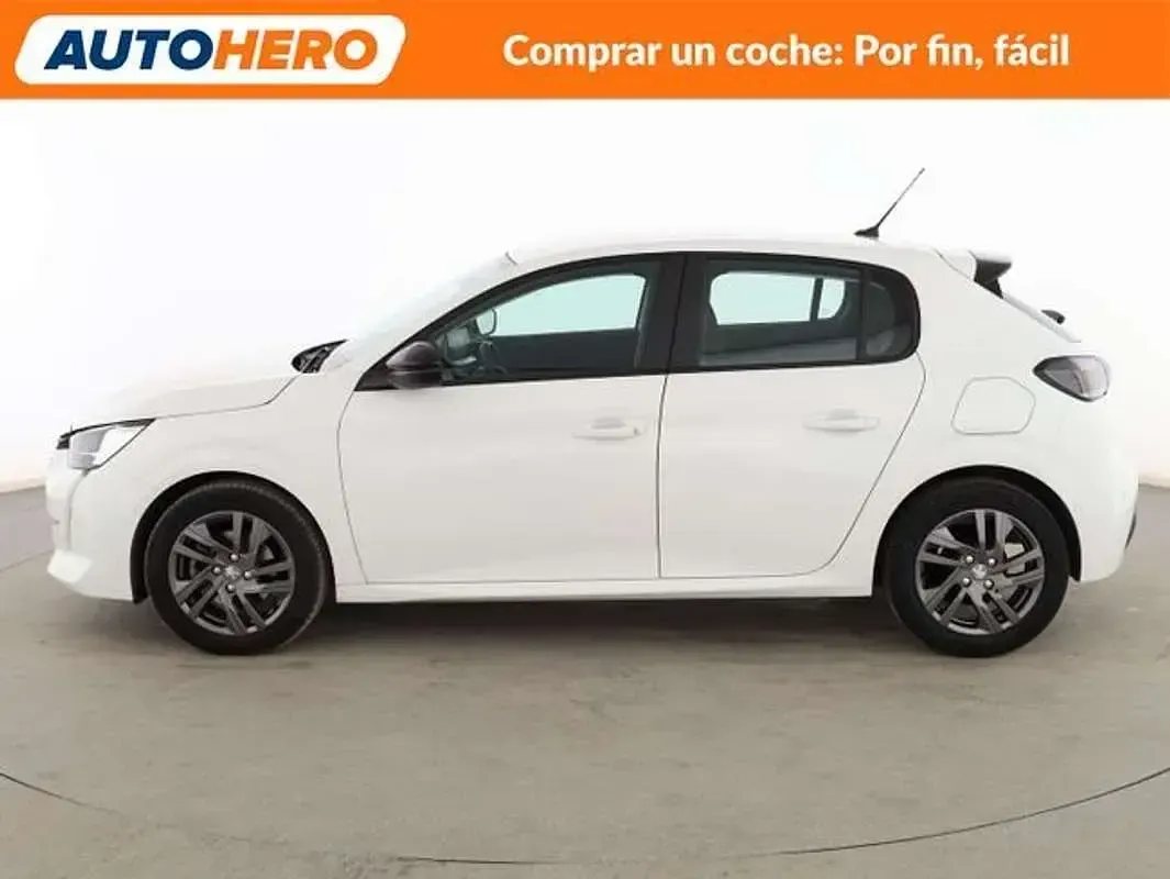 Usado Peugeot 208 Active 102 CV (75 kW) 2022 Blanco Utilitario