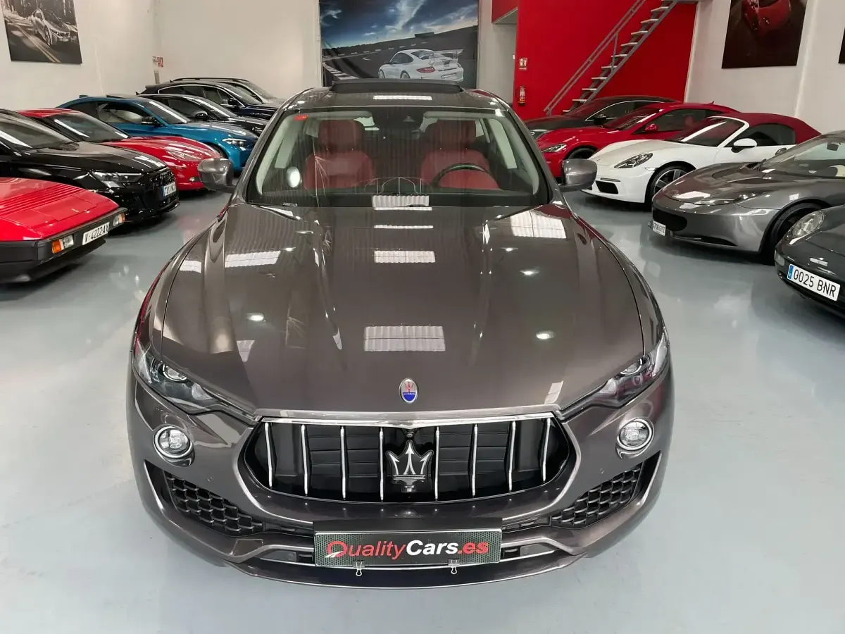 Usado Maserati Levante 430 CV (316 kW) 2016 Gris SUV