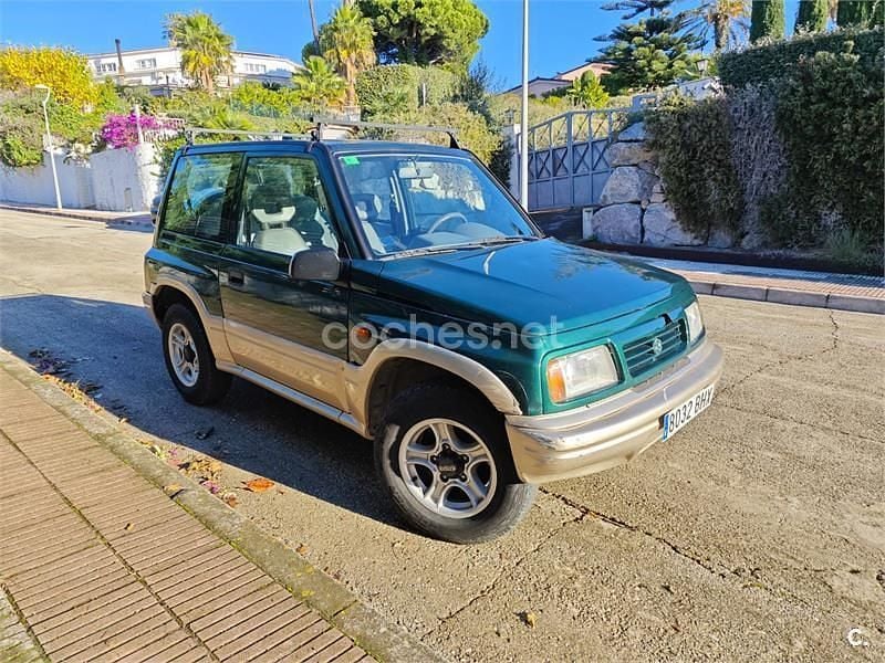 Usado Suzuki Vitara 96 CV (70 kW) 2001 Verde SUV