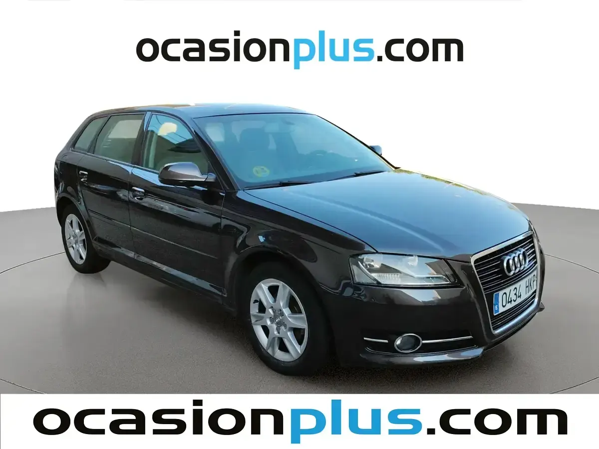 Usado Audi A3 Attraction 105 CV (77 kW) 2012 Negro Utilitario
