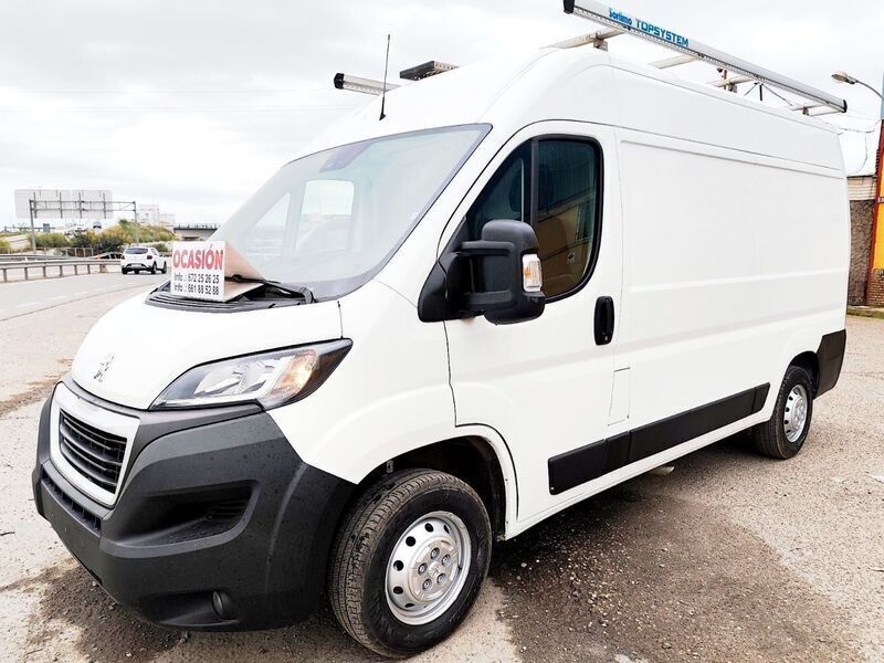 Blanco Usado 2022 Peugeot Boxer S Van | 19.500 € (Precio justo) - Imagen 1/4