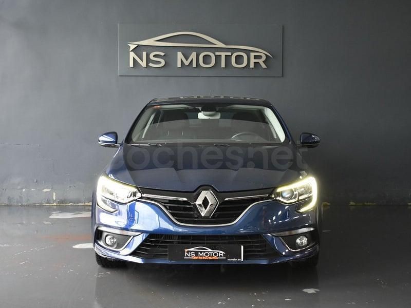 Usado Renault Mégane IV 101 CV (74 kW) 2017 Azul Berlina