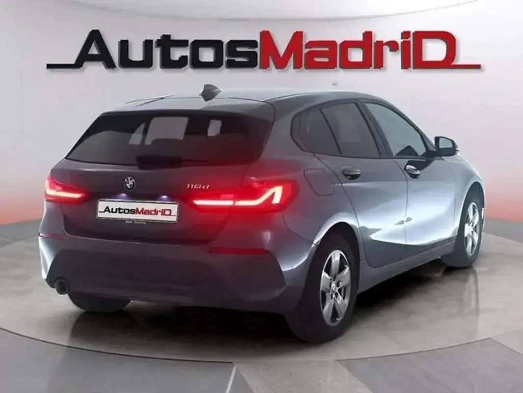 Usado BMW 116 Comfort Edition 116 CV (85 kW) 2021 Negro Utilitario