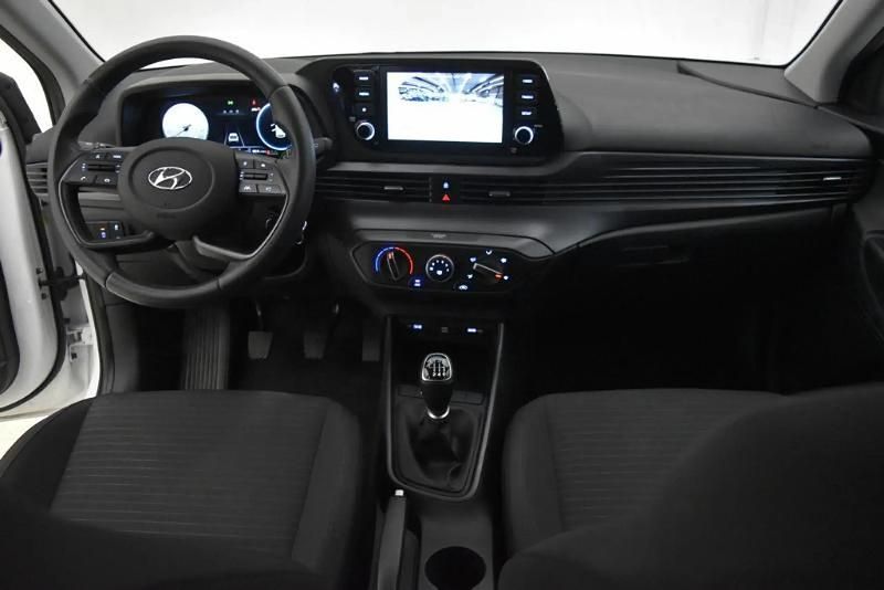 Usado Hyundai i20 100 CV (73 kW) 2025 Blanco Utilitario