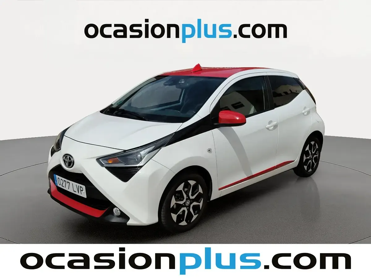 Usado Toyota Aygo X-play 72 CV (52 kW) 2021 Utilitario