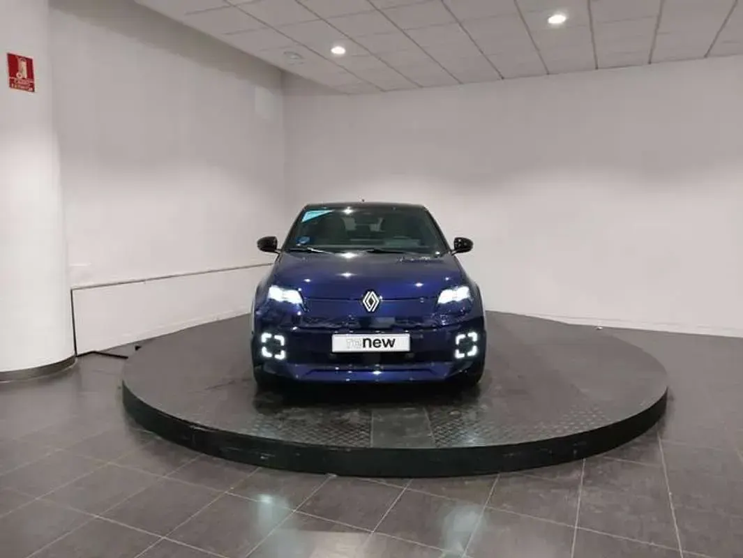 Usado Renault 5 E-Tech Iconic 110 kW (150 CV) 2024 Azul Berlina