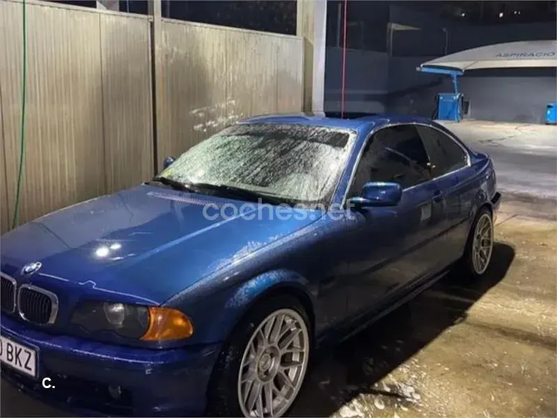 Usado BMW 320 170 HP (125 kW) 2001 Azul Coupé