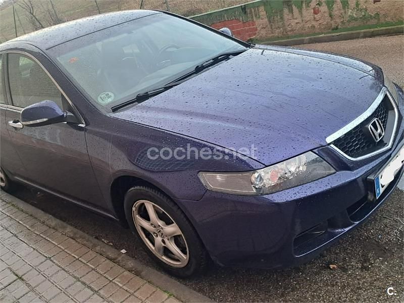 Usado Honda Accord Sport 140 CV (102 kW) 2005 Azul Berlina